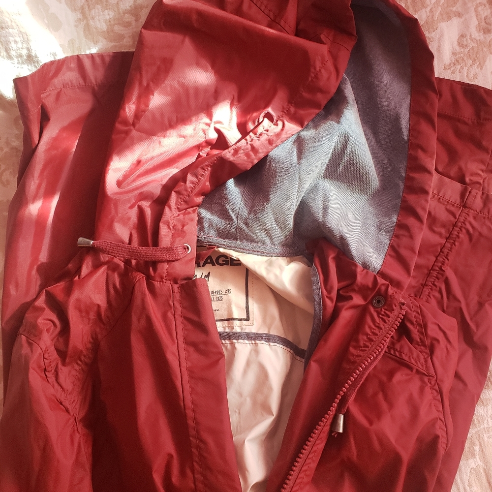 GARAGE RAIN JACKET